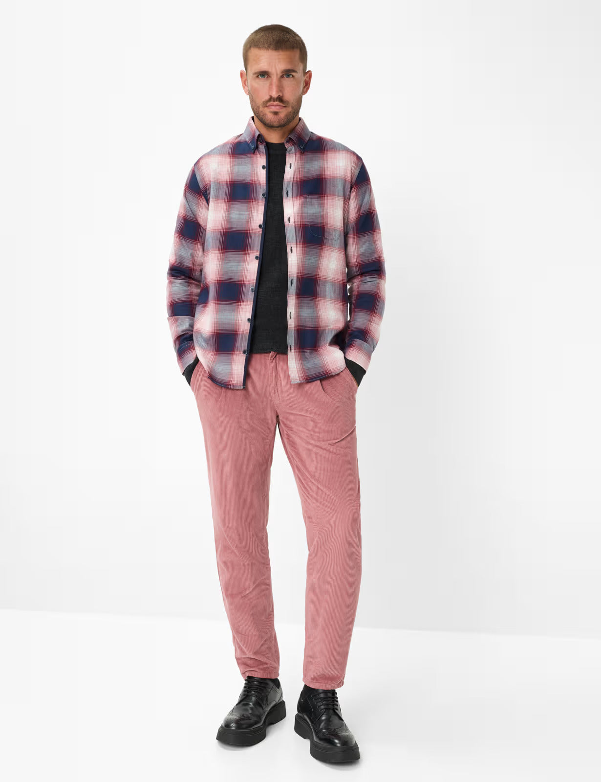 圓領長袖套頭毛衣