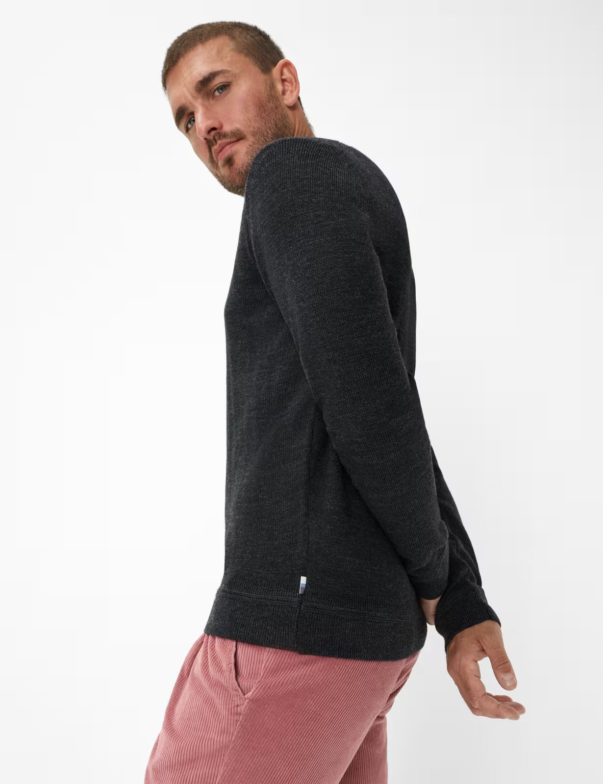 圓領長袖套頭毛衣