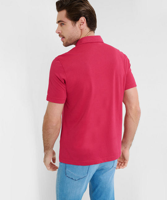 Polo Shirt in A Cotton-Polyester Blend