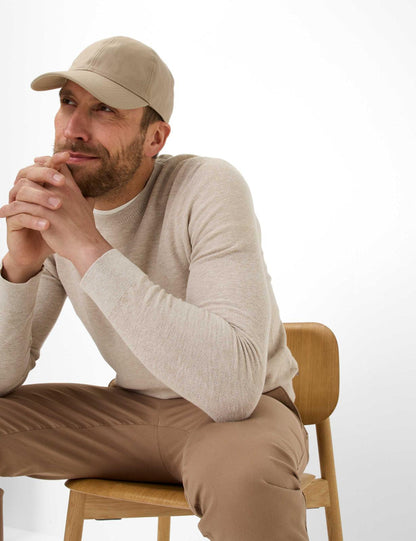 圓領長袖針織上衣