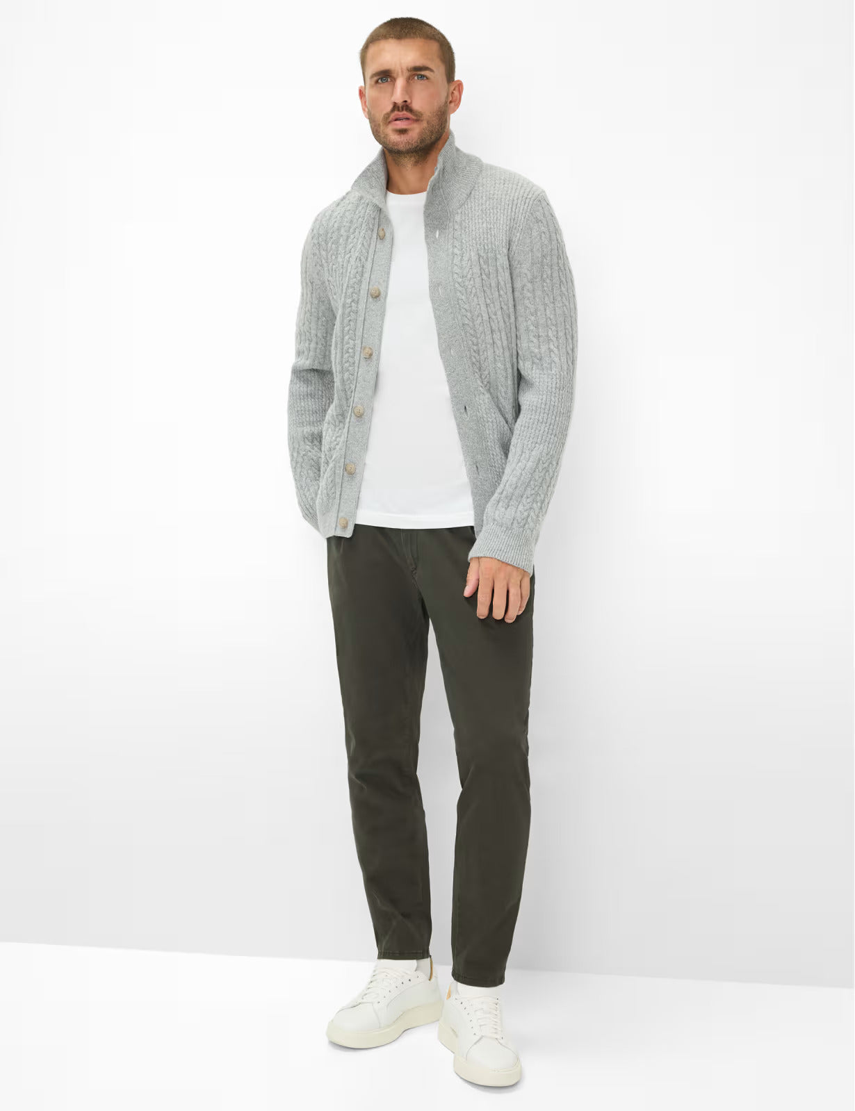 電纜針織圖案紐扣立領針織開衫