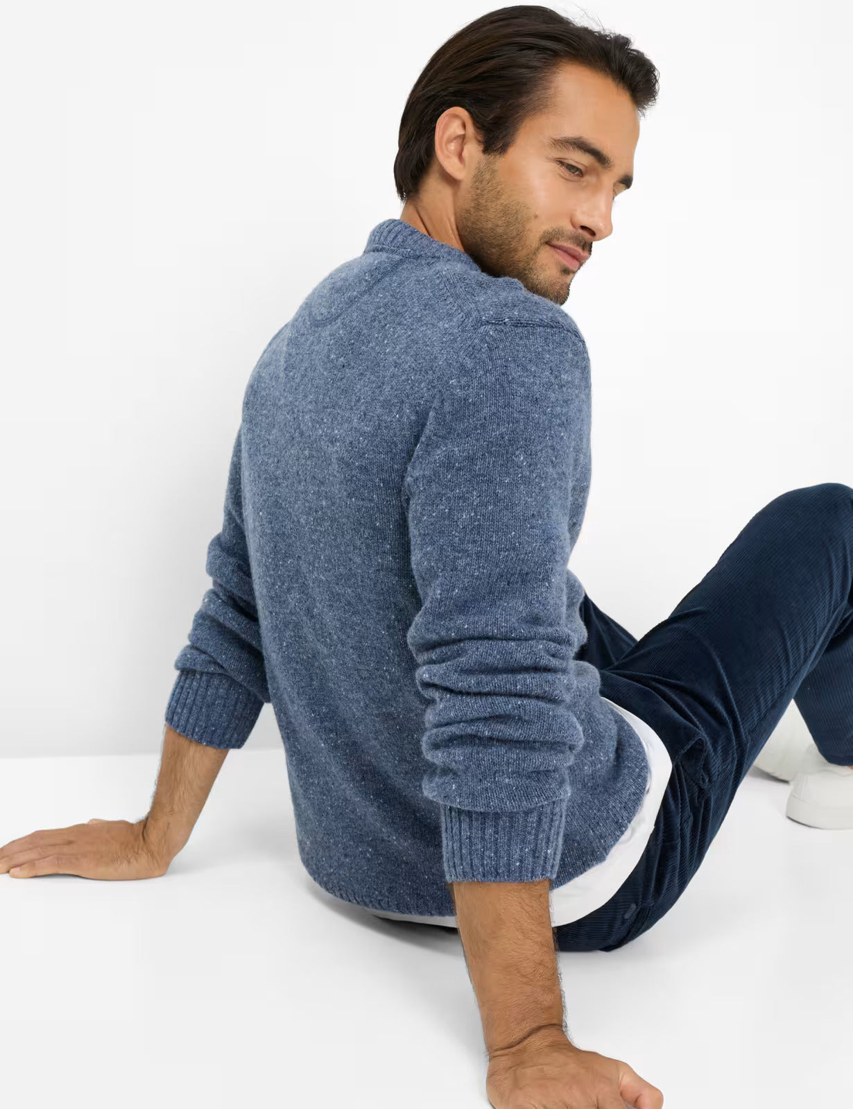 粗花呢外觀圓領羊毛針織套頭衫