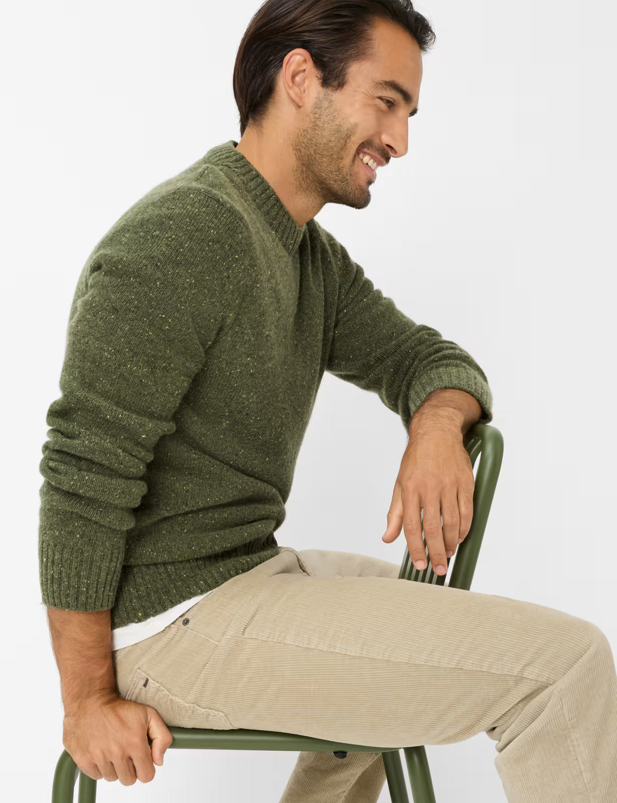 粗花呢外觀圓領羊毛針織套頭衫