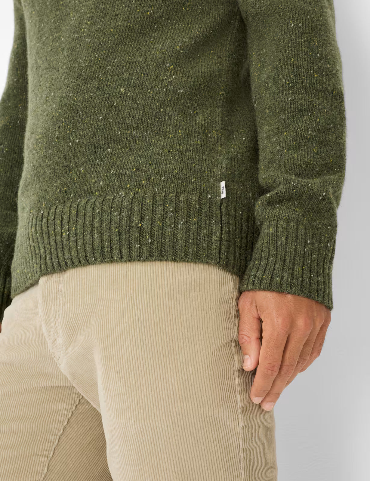 粗花呢外觀圓領羊毛針織套頭衫