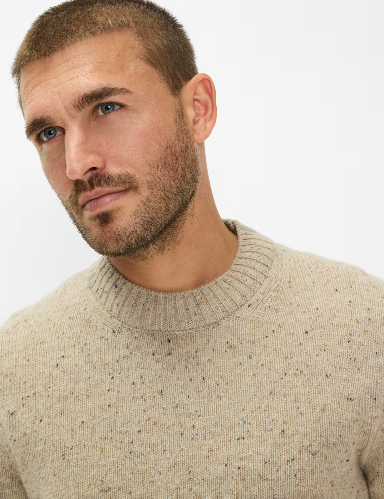 粗花呢外觀圓領羊毛針織套頭衫