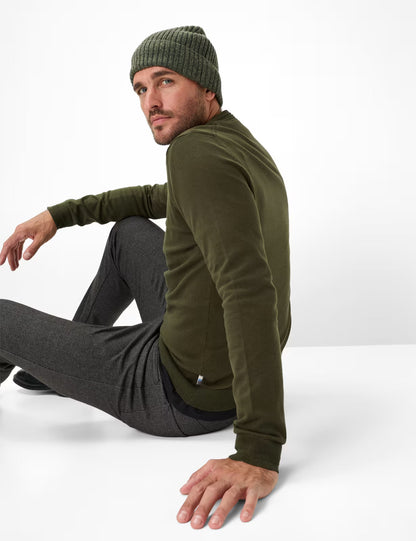 圓領長袖套頭毛衣