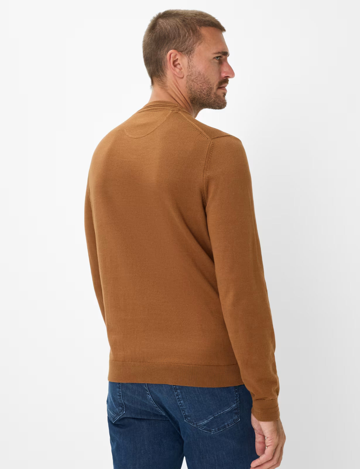 圓領長袖套頭毛衣