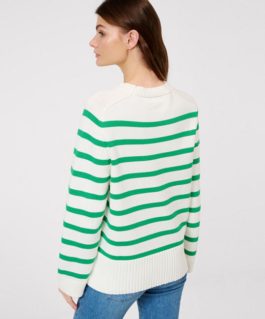 Pullover with Smart Horizontally Striped Look