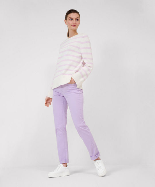 Pullover with Smart Horizontally Striped Look