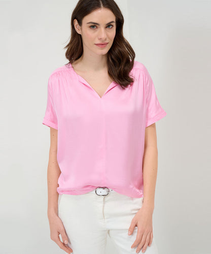 Shirt with Casual Feminine Look