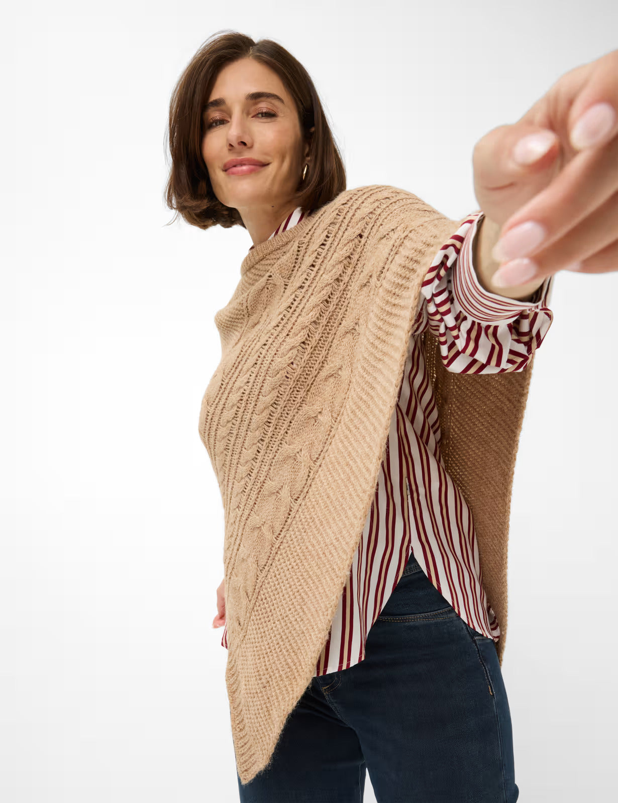 繩索圖案高領針織斗篷