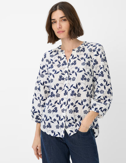 花朵刺繡襯衫