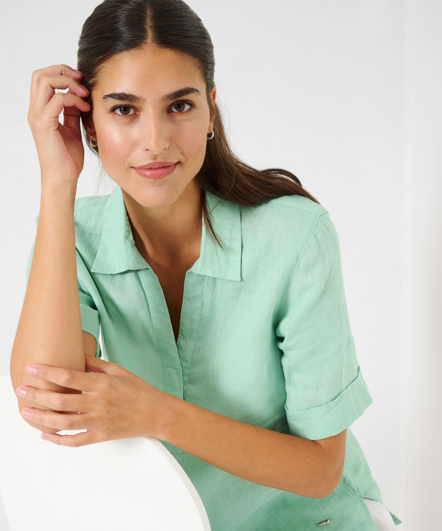 V-neck Blouse in Linen