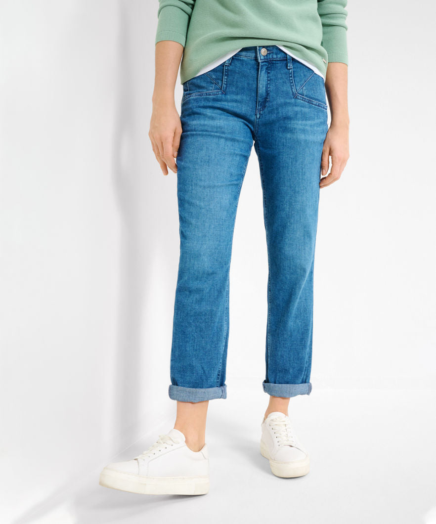 Boyfriend Jeans in Relaxed Fit