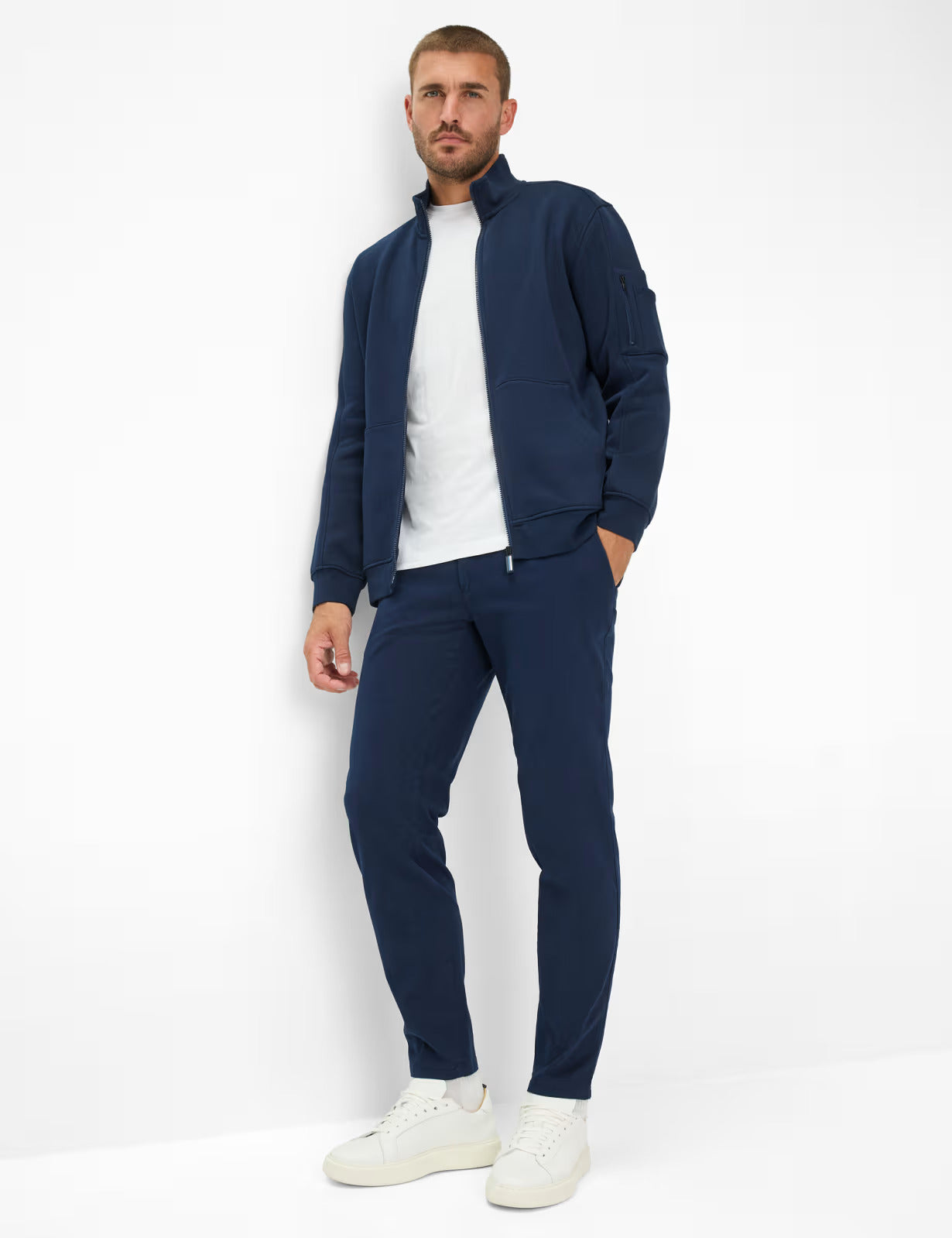 鬆緊腰窄腳長褲