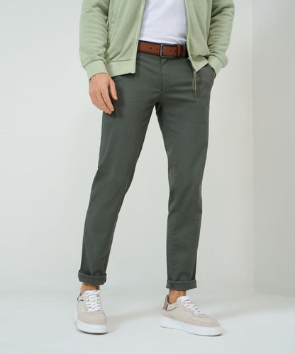 Ultra-elastic Slim Chinos