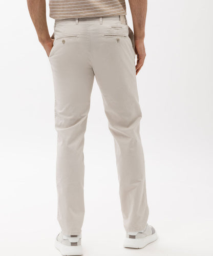 Ultra-elastic Slim Chinos