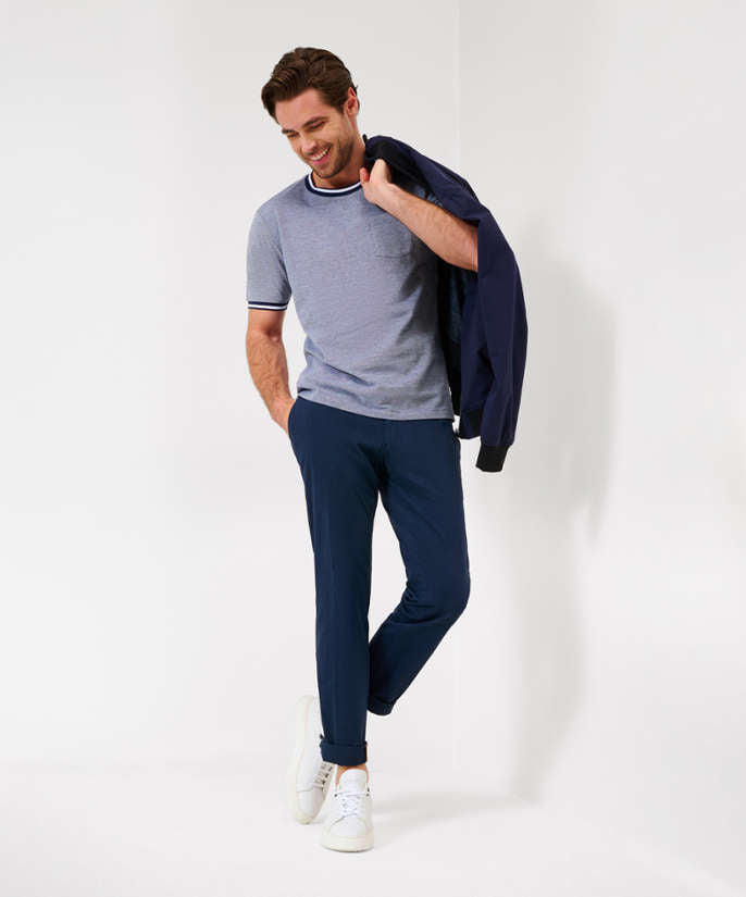 Ultra-elastic Slim Chinos