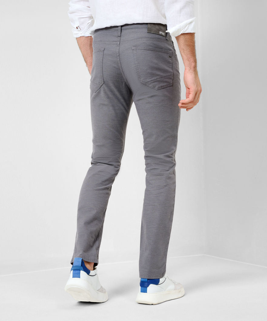 Five-pocket Pants in a Two-toned Look