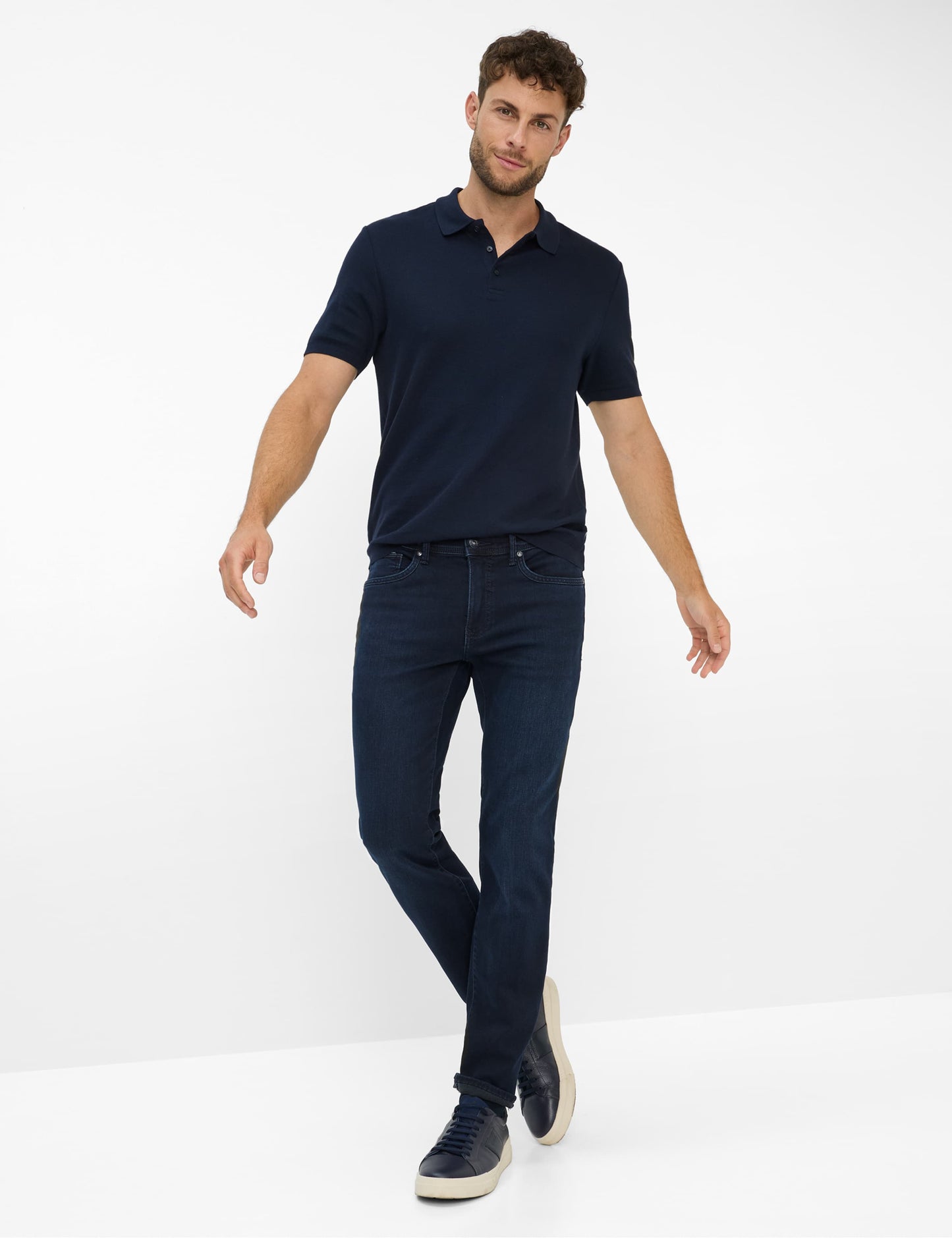 做舊修身牛仔褲