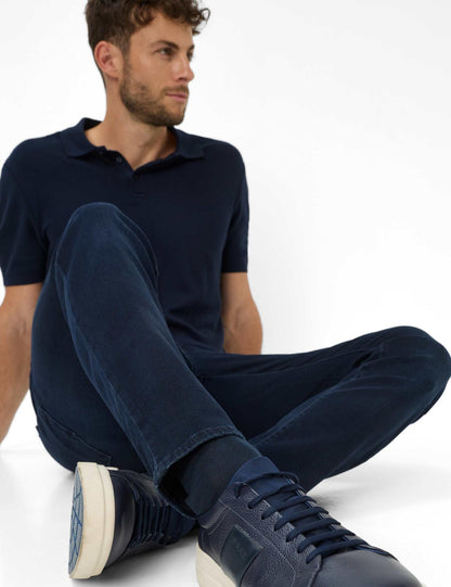 做舊修身牛仔褲