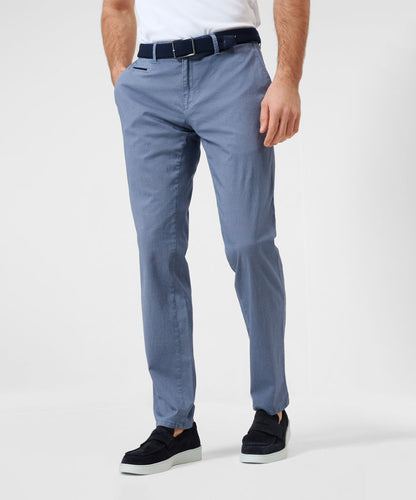 Slim Chinos Made from Hi-Flex Fibers