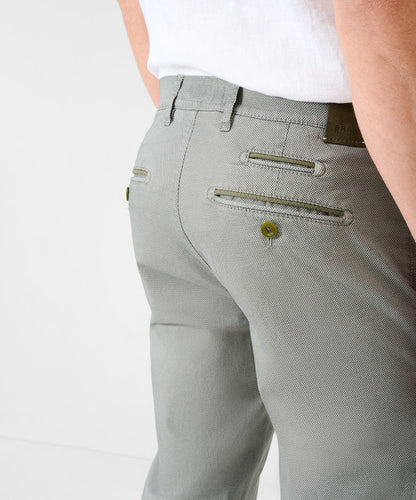 Slim Chinos Made from Hi-Flex Fibers