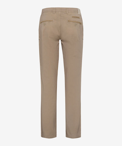 Slim Chinos Made from Hi-Flex Fibers