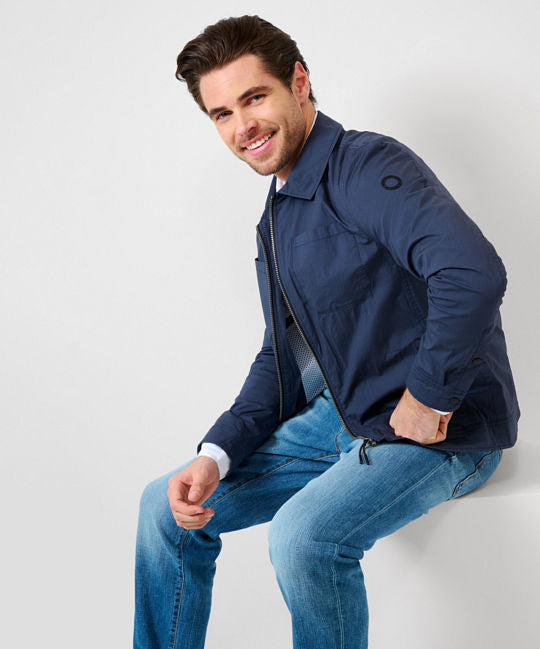 Sporty Men’s Jacket in Field Jacket Style