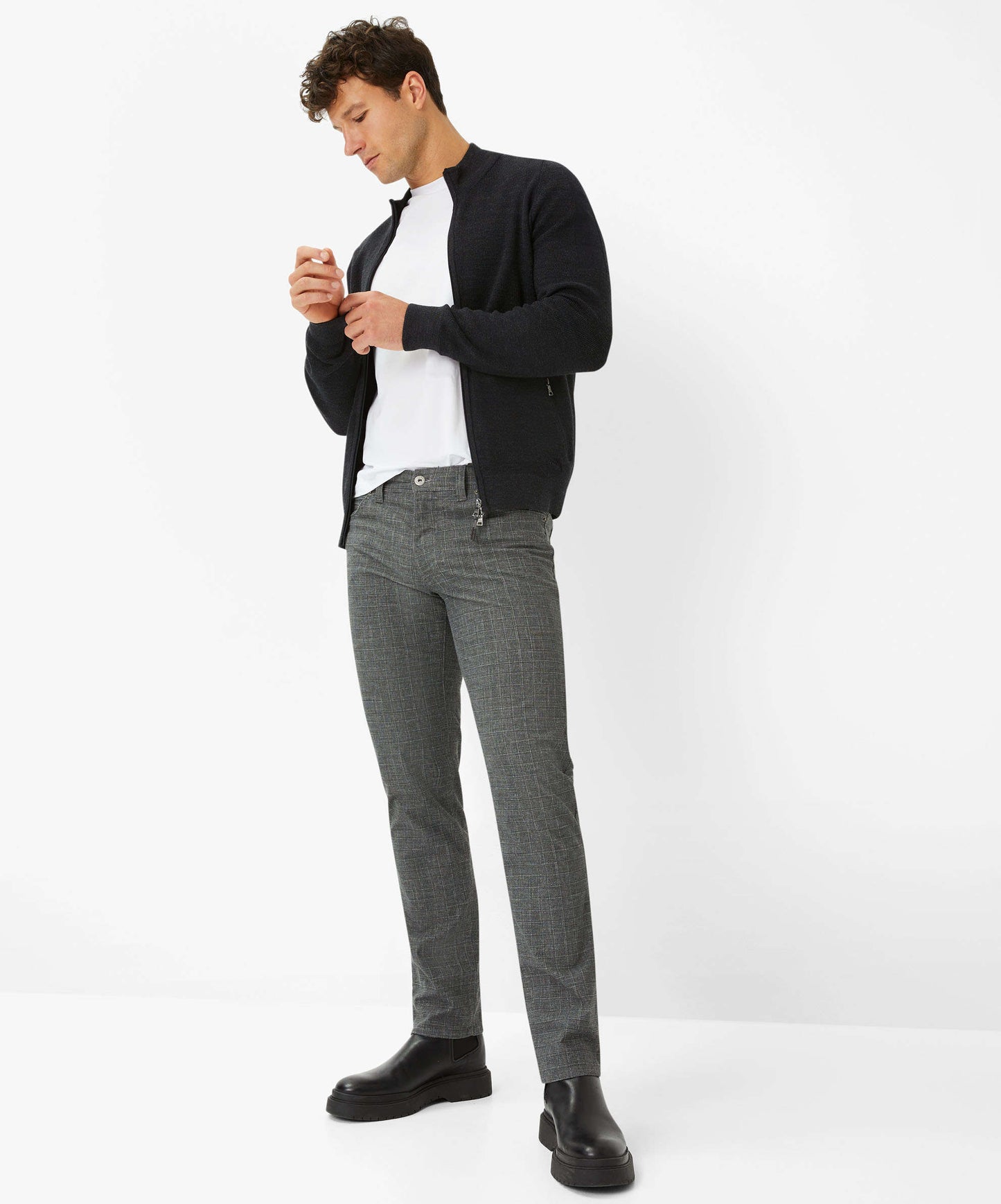 Woo.Look: Five-Pocket Pants in Straight Fit