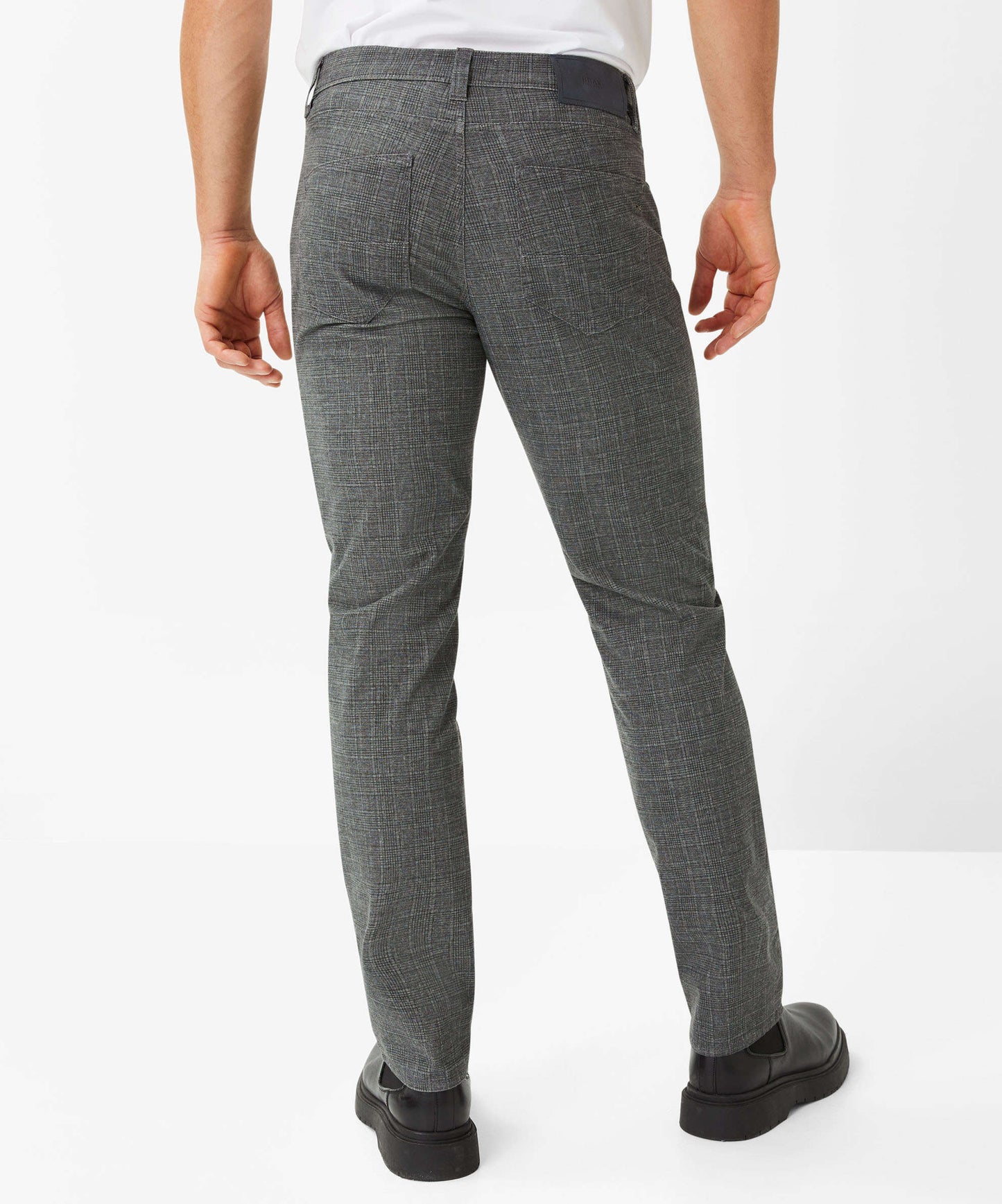 Woo.Look: Five-Pocket Pants in Straight Fit