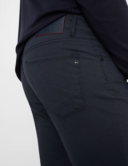 高彈面料修身長褲