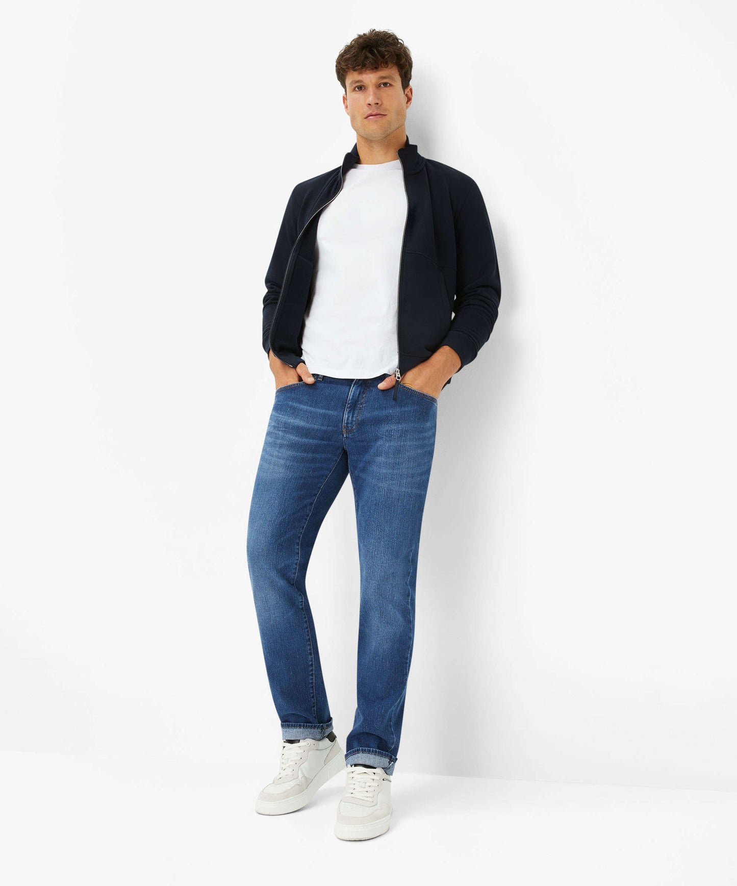 Denim: Five-pocket Jeans in Straight Fit