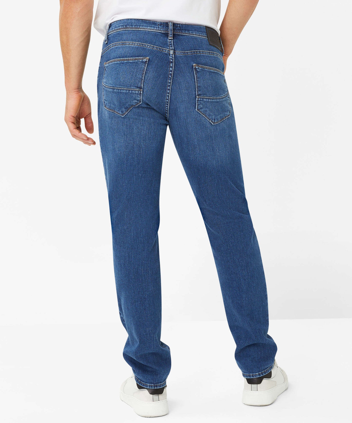 Denim: Five-pocket Jeans in Straight Fit