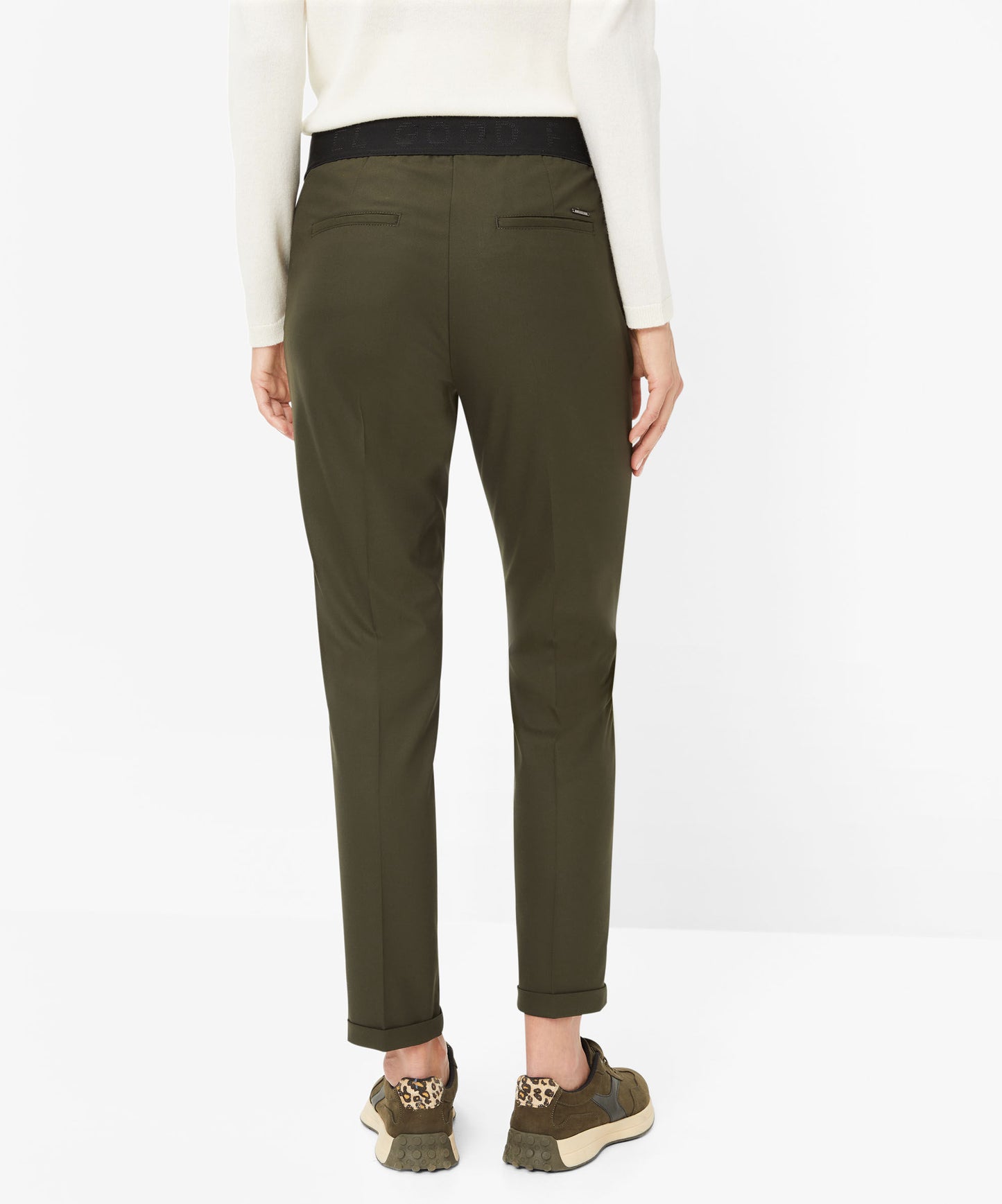 Woolook Pull On: 7/8 Length Pants in Regular Fit