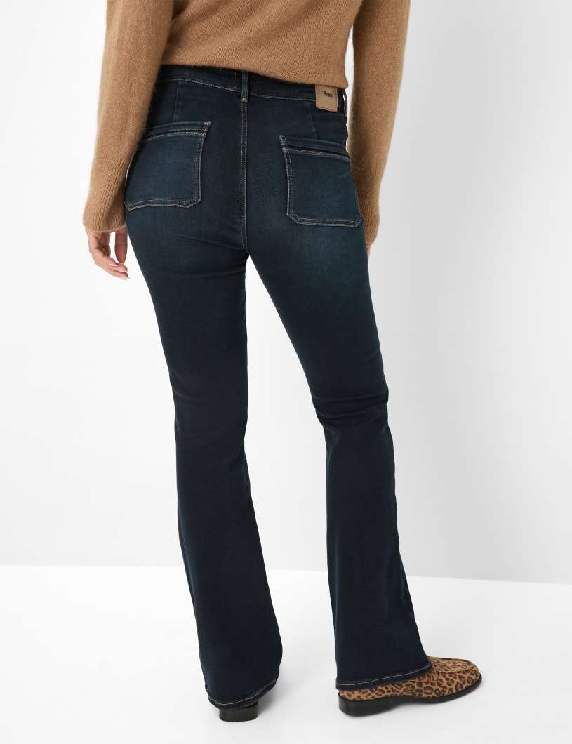 金色裝飾扣微喇牛仔褲