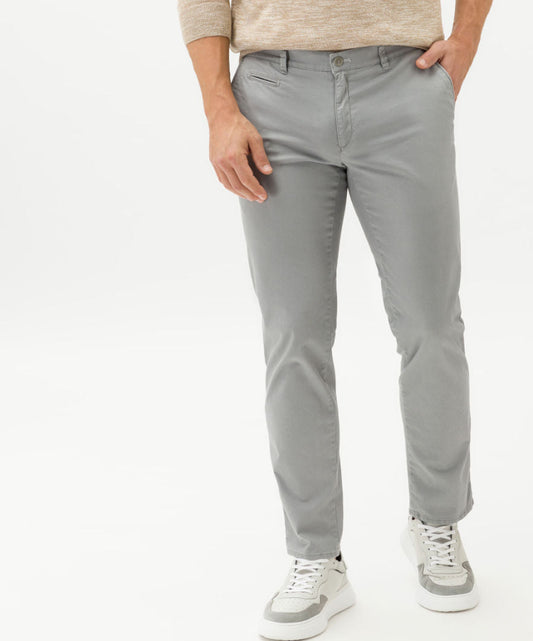Hi-FLEX: Ultra-Elastic Slim Chinos